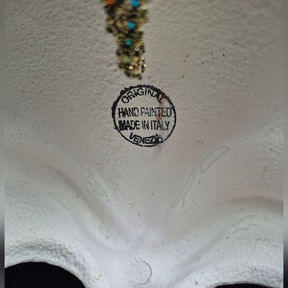 Black And Gold Venitian Carnival Masquerade Jester Mask - Picture 9 of 10